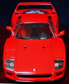[Ferrari F40
frontale]
